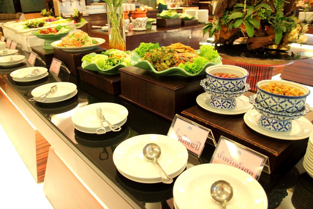 Grande Ville Hotel Bangkok Zewnętrze zdjęcie